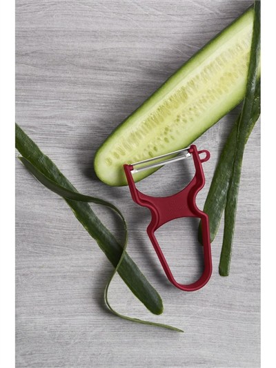 Victorinox 6.7111.35 Swiss Classic Soyma Bıçağı + Soyacak 3lü Set, Kırmızı