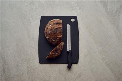 Victorinox 6.8633.21G 21cm Siyah Ekmek Bıçağı, Hediye Kutulu