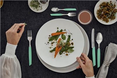 Victorinox Swiss Modern 24 Parça Çatal Kaşık Bıçak Seti