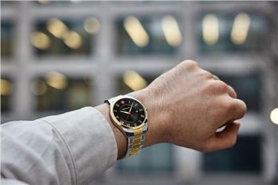 Wenger 01.1441.142 City Classic 42mm Erkek Kol Saati