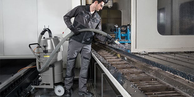 SIVI VE TALAŞ İÇİN ENDÜSTRİYEL VAKUM MAKİNELERİ