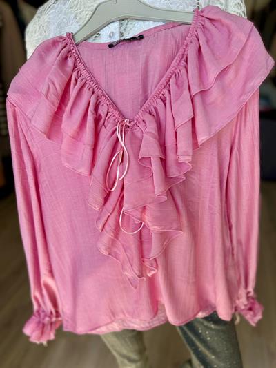 Pembe Yaka Detaylı Gömlek 