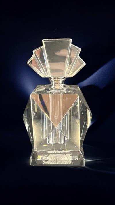 Dekoratif Kristal Cam Parfüm Şişesi Biblo | Lüks Vitrin ve Masa Aksesuarı (10x10x17 cm / 8x8x14 cm)