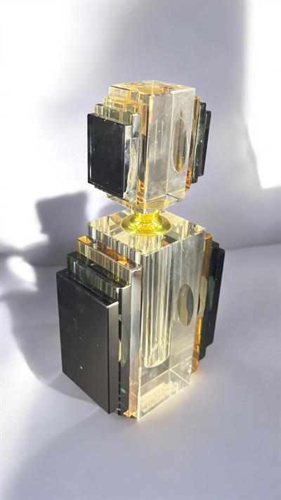 Lüks Dekoratif Kristal Parfüm Şişesi Biblo | Altın Detaylı Modern Tasarım (9x4x17 cm & 10x5x20 cm)