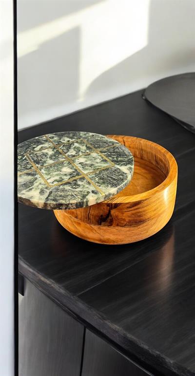 Mermer Kapaklı Yuvarlak Ahşap Kutu – 20x9 cm | Doğal Taş ve Masif Ahşap Tasarım
