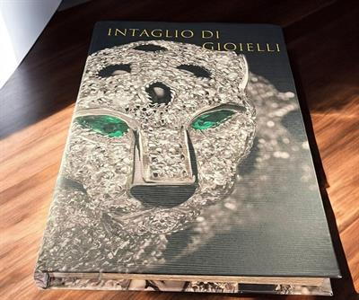 Paraiba Tourmaline Kitap Görünümlü Dekoratif Kutu – 35x24x3 cm | Mücevher Temalı Saklama Kutusu