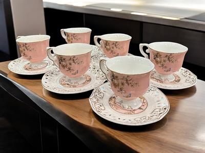 Vintage Pembe Çiçek Desenli Porselen Fincan Takımı  6 Kişilik 12 Parça