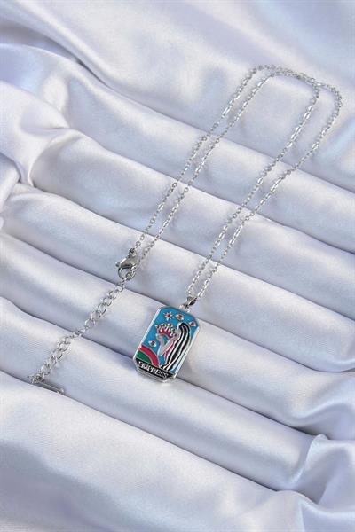 316L Çelik Zincir Gümüş Renk Taç ve Kız Figürlü Renkli Mineli Tarot Kolye – PRT3500EB02358