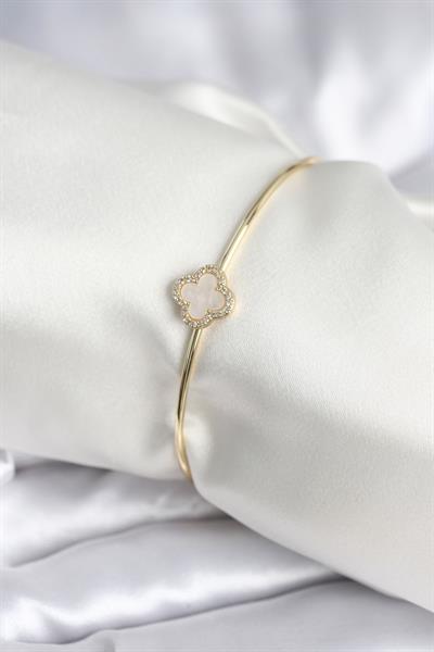 Beyaz Sedefli Yonca Model Gold Renk Kadın Bileklik – PRT3500EB09148