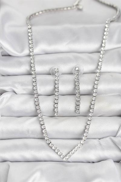 Gümüş Renk Zirkon Taşlı Kadın Kolye Küpe Seti – PRT3500EB09383