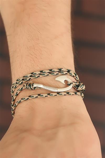 Krem Renk Çizgi Desenli Metal Kancalı Erkek Bileklik - PRT3500EB05546