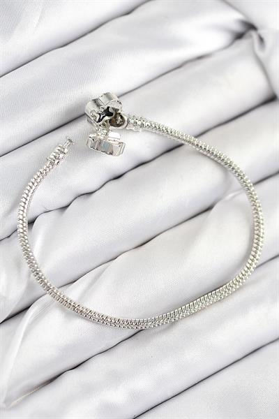 Pirinç Charm Zirkon Taşlı Yonca Model Gümüş Renk Kadın Bileklik – PRT3500EB08661