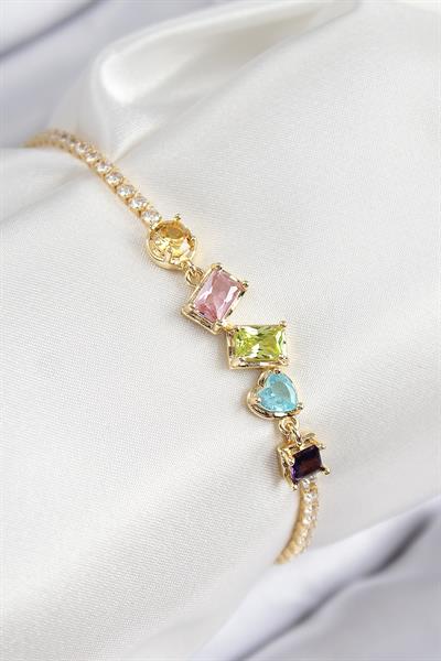 Pirinç Renkli Zirkon Taşlı Geometrik Model Gold Renk Kadın Bileklik – PRT3500EB08299