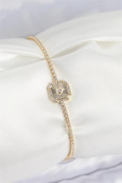 Pirinç Zirkon Taşlı Kare Model Gold Renk Kadın Bilekilk - PRT3500EB08205