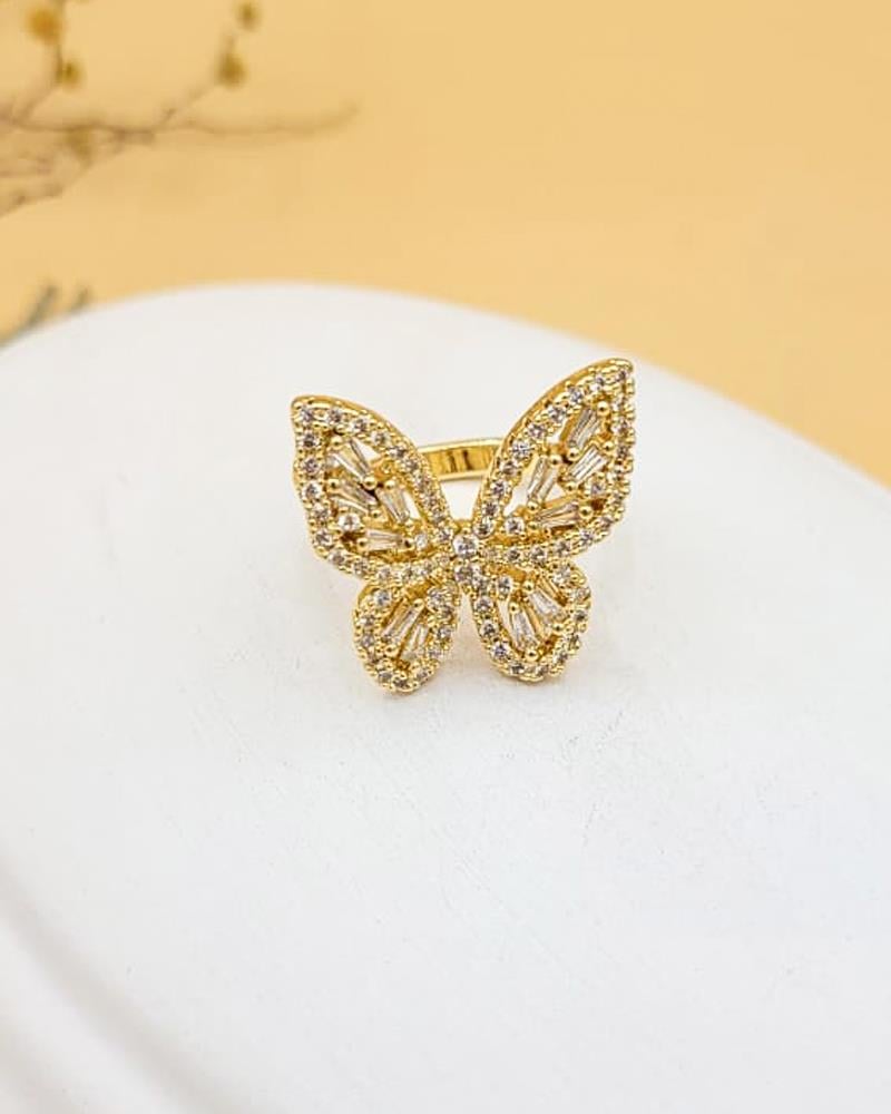 Kelebek Figürlü Zirkon Taşlı Gold Yüzük