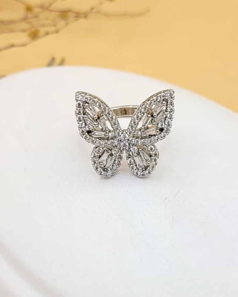 Kelebek Figürlü Zirkon Taşlı Silver Yüzük