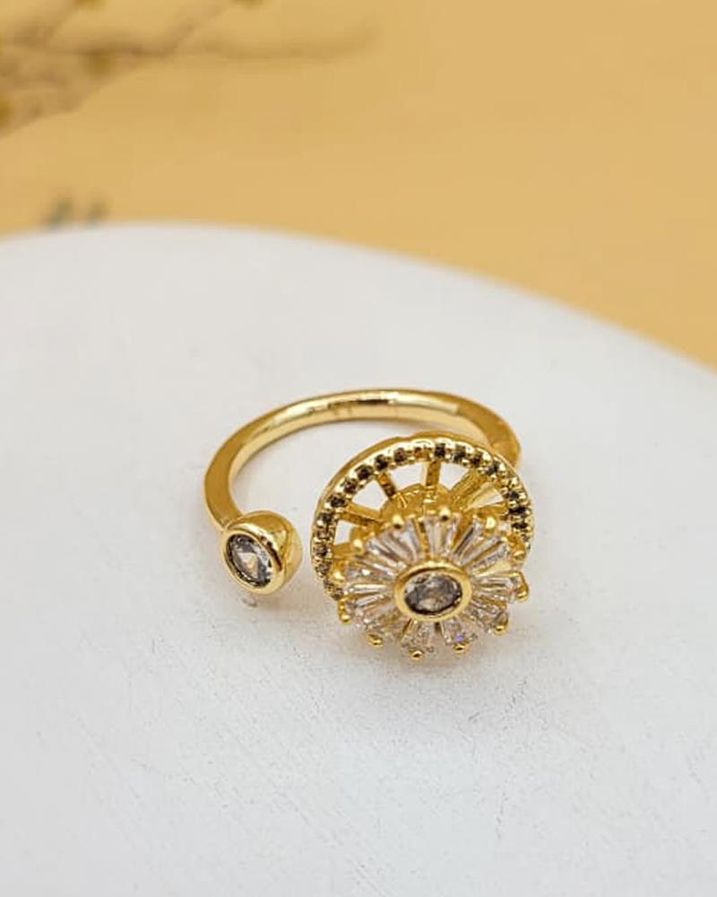 Solara Döner Çiçek Formlu Renkli Zirkon Taşlı Çelik Yüzük