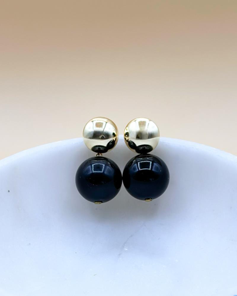 Carmen Siyah Top Küpe