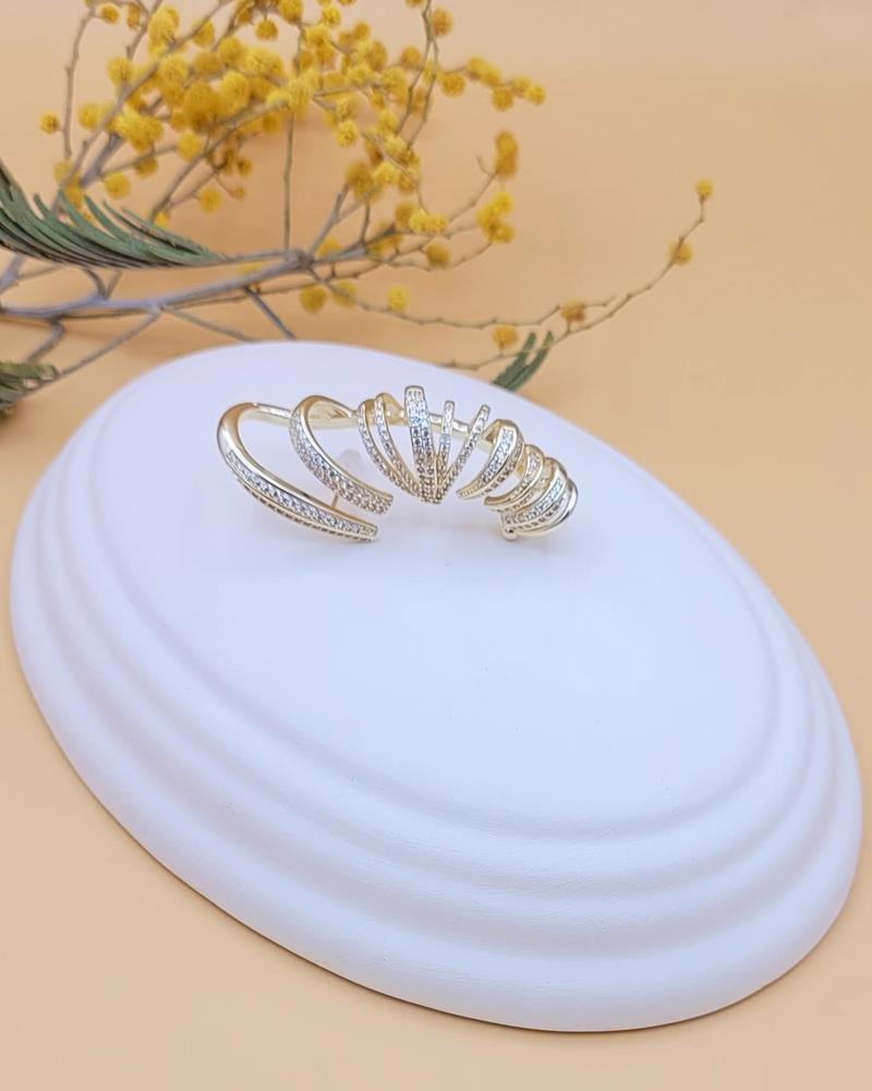 Gold Kıvrımlı Cuff Küpe