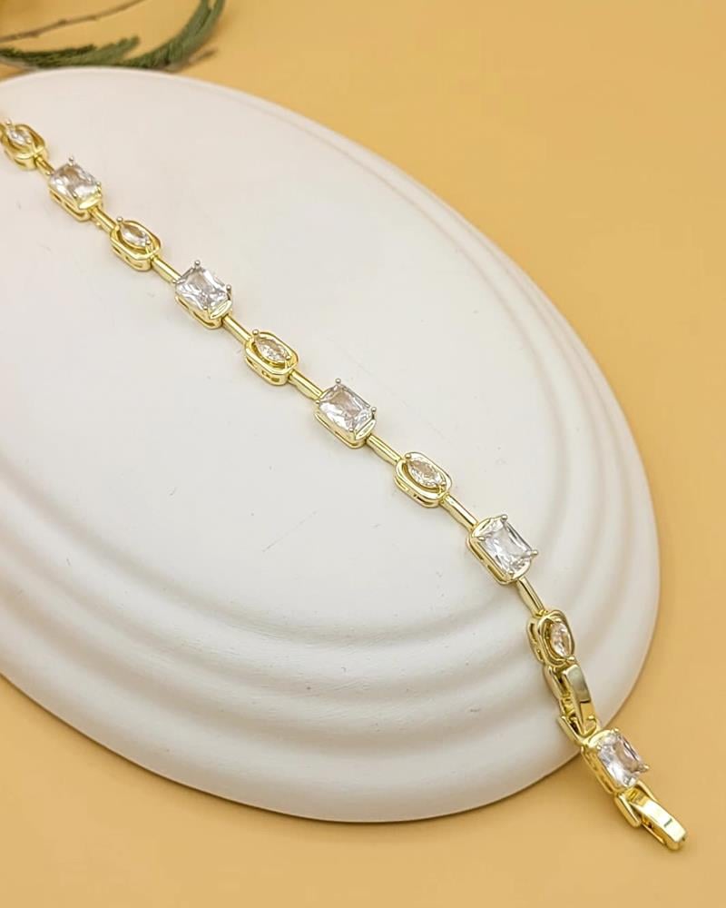 Kare Kesim Zirkon Taşlı Baget Model Gold Kaplama Bileklik