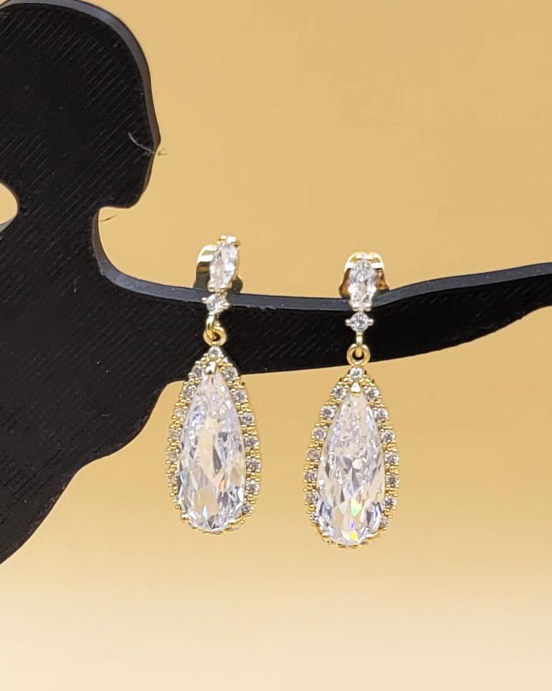Kristal Taşlı Gold Damla Abiye Küpe