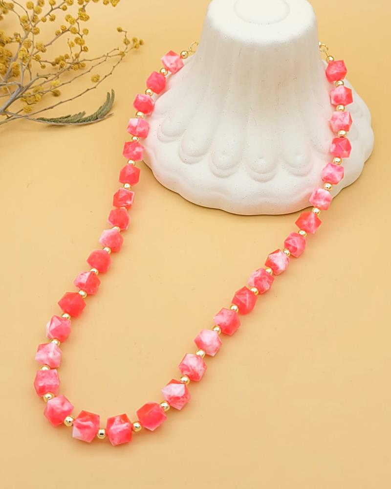 Şeker Pembe Akrilik Yaz Kolye