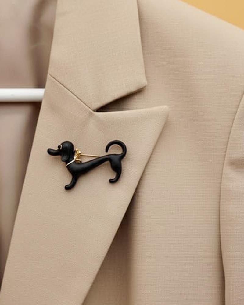 Siyah Sadık Dost Köpek Broş