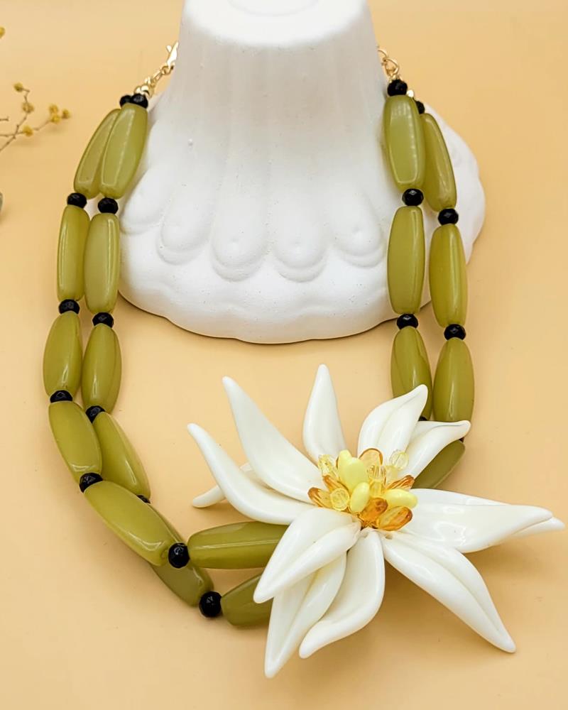 Yengeç Çiçek Model Yeşil Renk Kolye