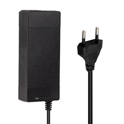 Weko 16.8 Volt - 3 Amper 5.5*2.5 Uçlu Kırmızı Yeşil Ledli̇ Masa Tipi Şarj Adaptörü