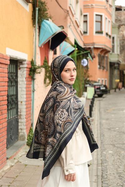 Petra Desen Şal