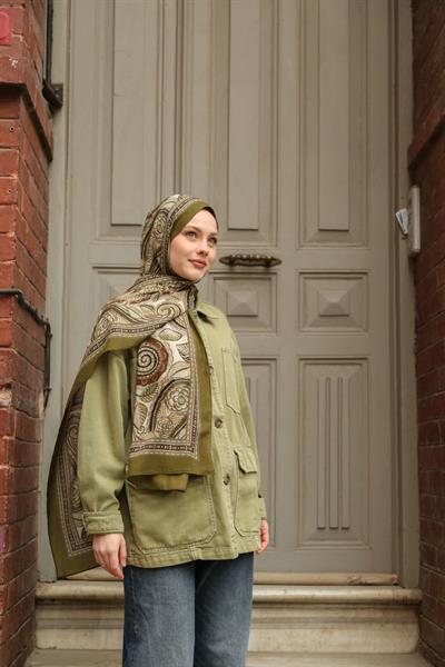 Petra Desen Şal