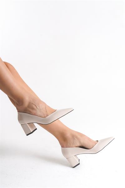 Kadın Bej Rugan Şık ve Rahat Günlük Kalın Topuklu Stiletto Ayakkabı