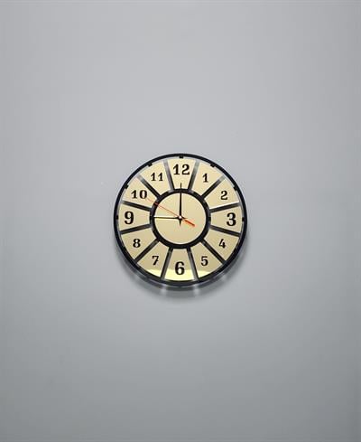 Minimal Style Siyah-Gold Dekoratif Duvar Saati - Sessiz Mekanizma