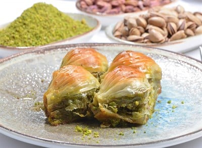 Seyidoğlu Midye Baklava Klasik 1 Kg | Antep Fıstıklı | El Yapımı 