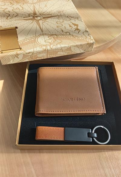 İSME ÖZEL ERKEK KUTULU HEDİYELİK CÜZDAN VE ANAHTARLIK