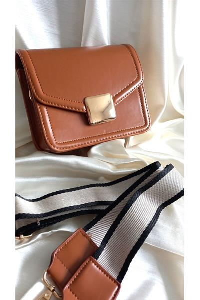 TABA ÜÇ BÖLMELİ MIKNATIS KAPAMALI ÇAPRAZ ÇANTA