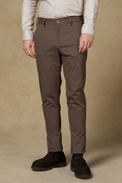 Abbate Prime Chino Poplin Stretch Pamuk Karışımlı Modern Fit Koyu Bej Erkek Düz Pantolon