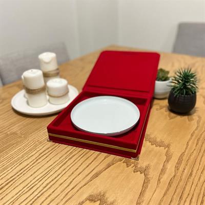 Kırmızı Lüks Kadife Kutulu 25 cm Büyük Boy Porselen Tabak Plaket