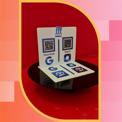 Mavi Aynalı Beyaz Pleksi NFC ve QR Kodlu Sosyal Medya Standı - Temassız Etkileşim Panosu