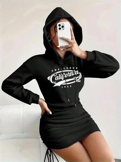 California Baskılı Siyah Yan Büzgülü Kapüşonlu Mini Sweatshirt Elbise