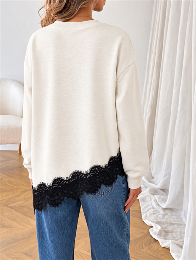 Ekru Kadın Dantel Detaylı Oversize Sweatshirt – Bisiklet Yaka Asimetrik Kesim Uzun Kollu Şık Günlük Sweat
