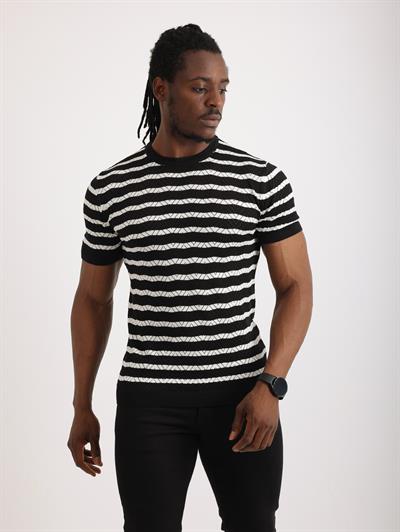 Erkek Siyah Desenli Triko Tişört – Kısa Kollu, Slim Fit