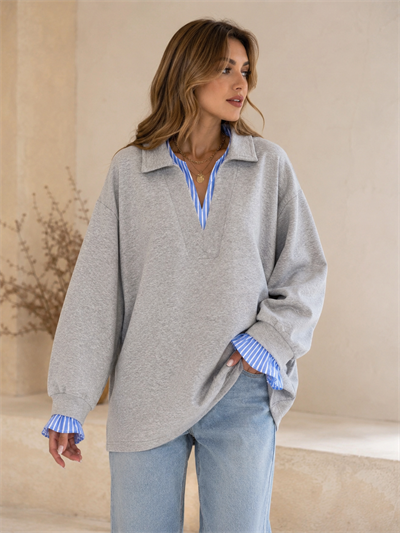 Gri Kadın Oversize Gömlek Yaka Sweatshirt – Çizgili Poplin Detaylı Rahat Kesim Uzun Kollu Sweat