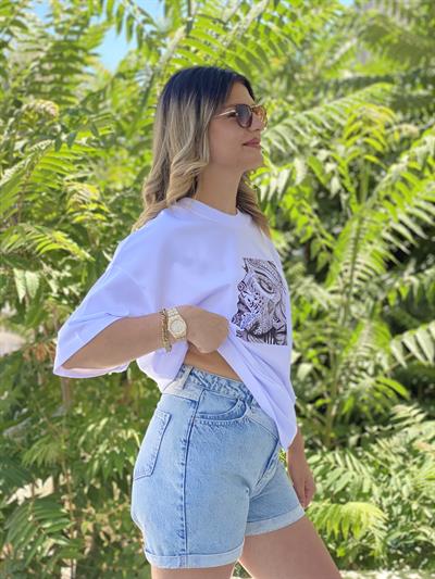 Kadın Beyaz Baskılı Oversize Tişört – Kadın Desenli , Pamuklu Rahat Kalıp