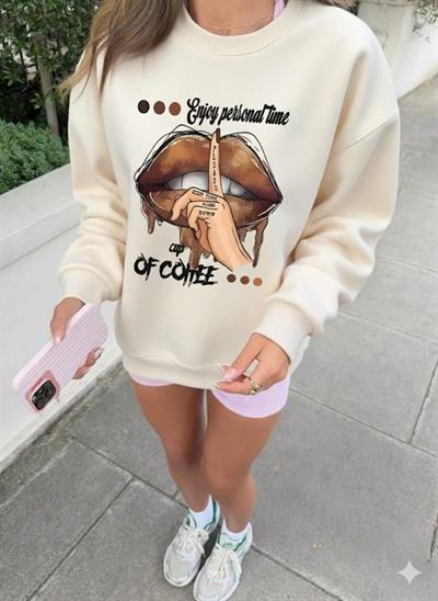Kadın Bisiklet Yaka Dudak Baskılı Sweatshirt - 3 İplik Kumaş, Ekru Renk, Oversize Rahat Kalıp