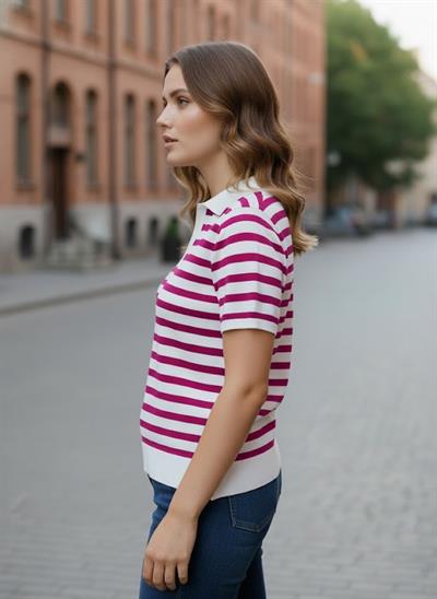 Kadın Çizgili Polo Yaka Triko Bluz – Fuşya Beyaz – Kısa Kollu – 36-40 Beden Uyumu