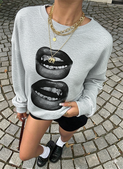 Kadın Gri Oversize Sweatshirt – Baskılı Dudak Desenli, Sokak Stili, Rahat Kesim