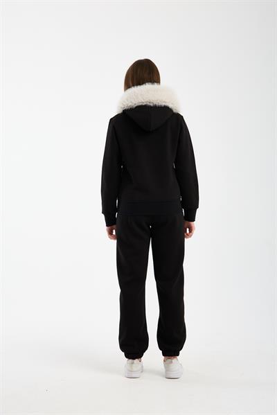 Kadın Siyah Kapüşonu Kürklü (Çıkarılabilir) Fermuarlı Sweatshirt ve Eşofman Altı Takım