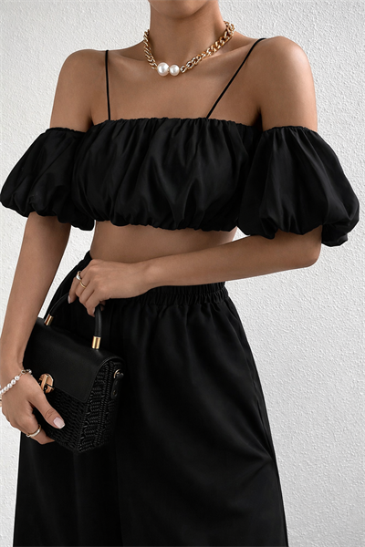 Kadın Siyah Off Shoulder Crop Bluz – Askılı, Lastikli, Kısa Kollu Yazlık Şık Üst