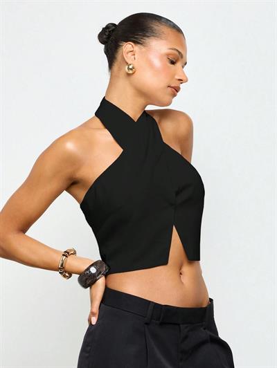 Milano Kadın Siyah Crop Bluz – Hürrem Kumaş Şık ve Modern Tasarım